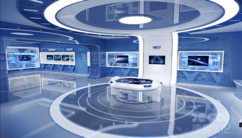 展覽廳設(shè)計(jì)中，如何考慮觀眾的參觀時(shí)間和節(jié)奏的平衡？